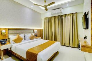 Hotel Fenix Plaza At Delhi Airport - 4