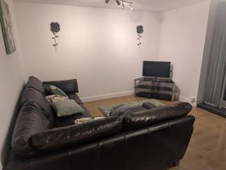 Sea Breeze City-Centre Flat with Parking - 0