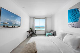 Haifa Beachside Calm Stay by Sea N' Rent - 8