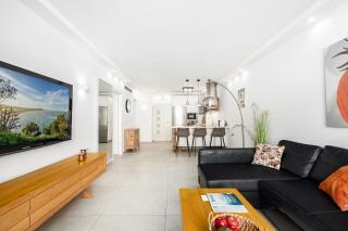 Haifa Beachside Calm Stay by Sea N' Rent - 2