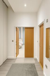 Stylish Modern Apartment Opposite ExCeL London - 8
