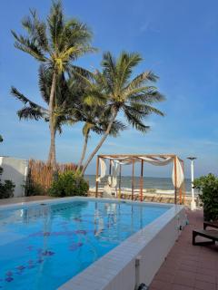 SeaView for 4-FastWiFi,NFlix,Lounge&Grill,Pool,Sunbeds - 1