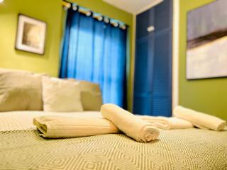 Belmont Apartments - 9