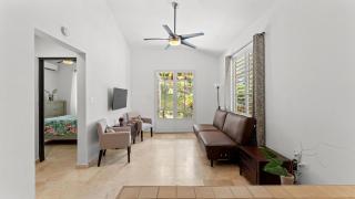 Casita 1 at Ceiba Tree Inn. Tranquility with Garden Views and Pergola with Ocean Overlook - 5