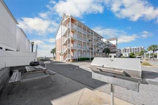 Grand Beach Penthouse 3 by Youngs Suncoast - 9