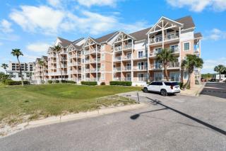 Grand Beach Penthouse 3 by Youngs Suncoast - 6