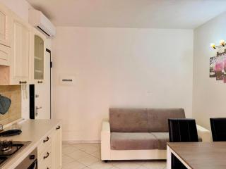 Valledoria Home - Sleeps 6 - 4