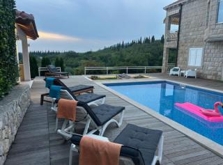 Villa Oasis Cypress - 0