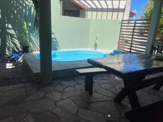 Casasveraneio casa top com 3 suítes com ar condicionado a 100 m da Praia - Barra de São Miguel, 7 minutos do gunga e 3 da praia bonita e conchas ! Área gourmet particular com churrasqueira , chuveirão !condomínio com muito verde,piscina de 10m! - 6