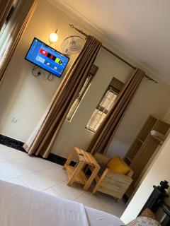 White Ash Studios Komamboga - 9