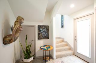 AK Getaway Too ,where the waves the shore and worries melt away. - 5