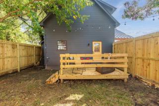 New Construction Downtown 8 beds - 3