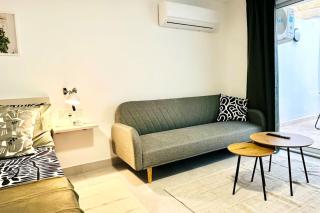 BackYard Studio 1 - 4