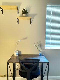 The Cozy Condo - Your Home Base near all amenities - Altura - 7