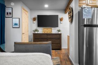 15 Creekside Retreat - 3