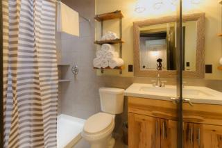 Destination Oak Creek 7 - with shared patio - 2