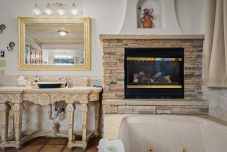 Adobe Village Suite- Sedona - 9