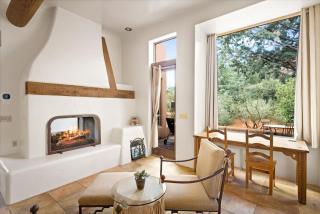 Adobe Village Villa - Purple Lizard - 5