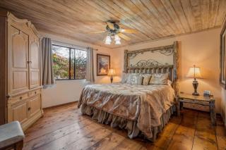 Adobe Village Inn Estate - 4