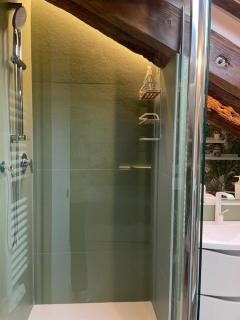 La Gatta sui Tetti - 8