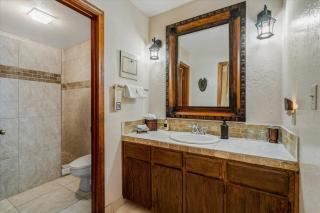 Adobe Village Suite Southwest - 2