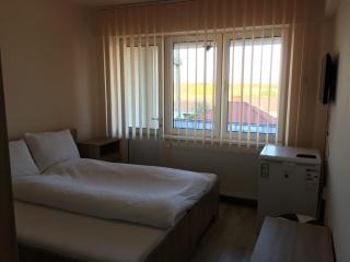 Camera Self Check-In, Non Stop - 0