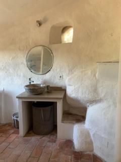 Charming independent cottage with chimney - 3