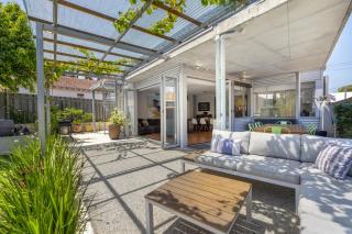 Sunset Views - walking distance to Fremantle CBD - 0