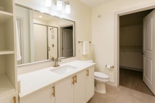 Luxury 2BR Stay Pool, Gym and Chill Areas - 8