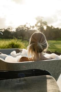 8 Paddocks Chalet Three - 1