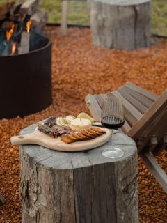 8 Paddocks Chalet One - 4