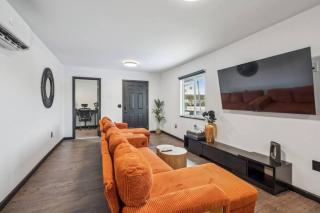 2 Large Bedrooms Sauna Heated Patio - 8