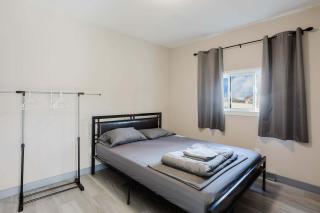 3-Bedroom Cottage #7 - Austrian Pine - 1