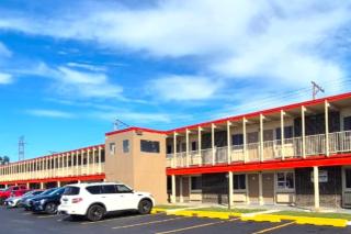 Saratoga Motel By Capital O Near Midway Airport Chicago IL - 2