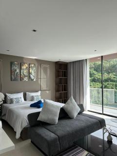 The Viva Patong with mountain and partial sea view - 8