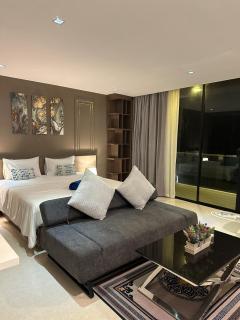 The Viva Patong with mountain and partial sea view - 3