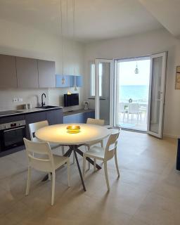 Sulle onde del mare - 0