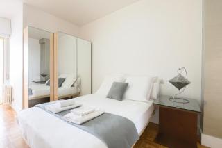 Piso de 2 Dormitorios con Vistas a la Ciudad Confort y Estilo en Madrid Temporal AGPE322 - 5