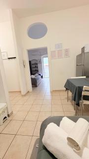 Newhouse CLASS 2 - 1