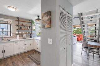 Kailua Bay Resort#2-306 - 1