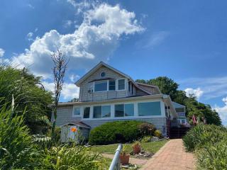 Magical Bayfrnt Home, Pier, Beach, Fossils, Trails - 9