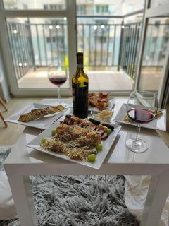 Cozy Studio for a Couple - 10 min from the airport - 6