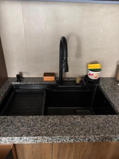 Casa familiar de 2 dormitorios con parqueadero en Cuenca - 1