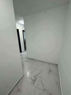 Modern 1BR Apartment City Center - 2