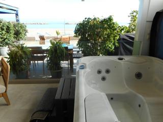 Kyma beach accommodation Delfini apartment with spa jaccuzzi 6 guests - 0