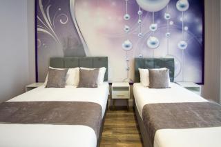 Imperial Court Studios - 9