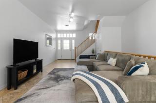 4BR Tempe Townhome - 0