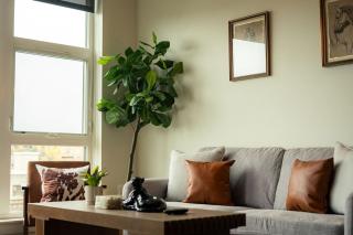 Heart of Downtown Apt with City View, Walkable to HotSpots - Spokane - 2