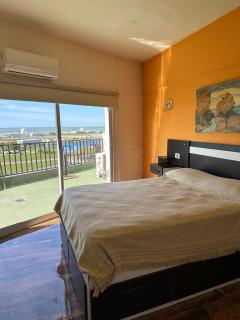 Departamento frente al mar, con terraza propia - Mar del Plata - 1