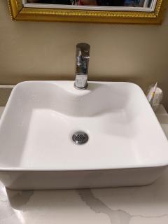 Ottawa University center near train Station & Parliament - 1